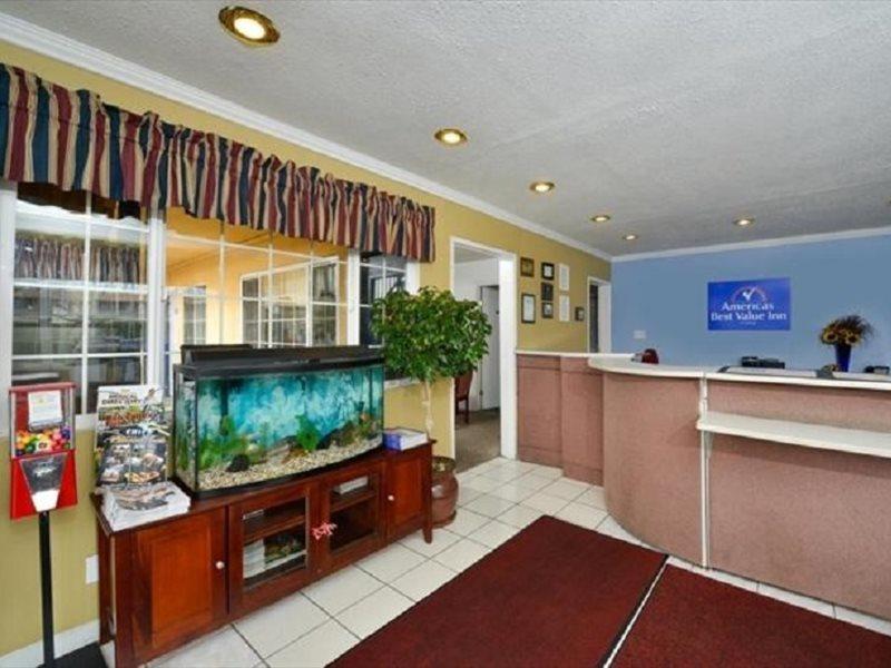 Americas Best Value Inn - Chico Exterior photo