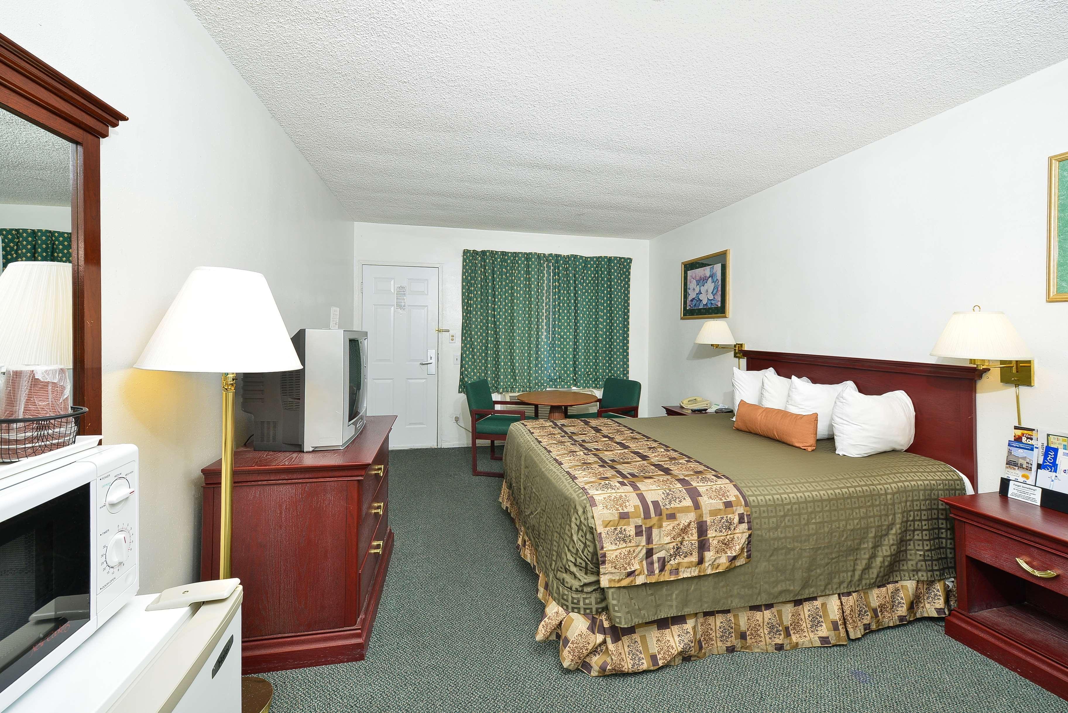 Americas Best Value Inn - Chico Exterior photo