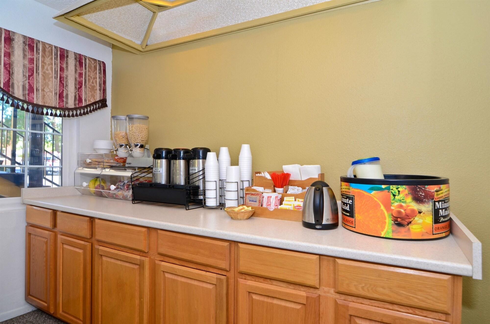 Americas Best Value Inn - Chico Restaurant photo